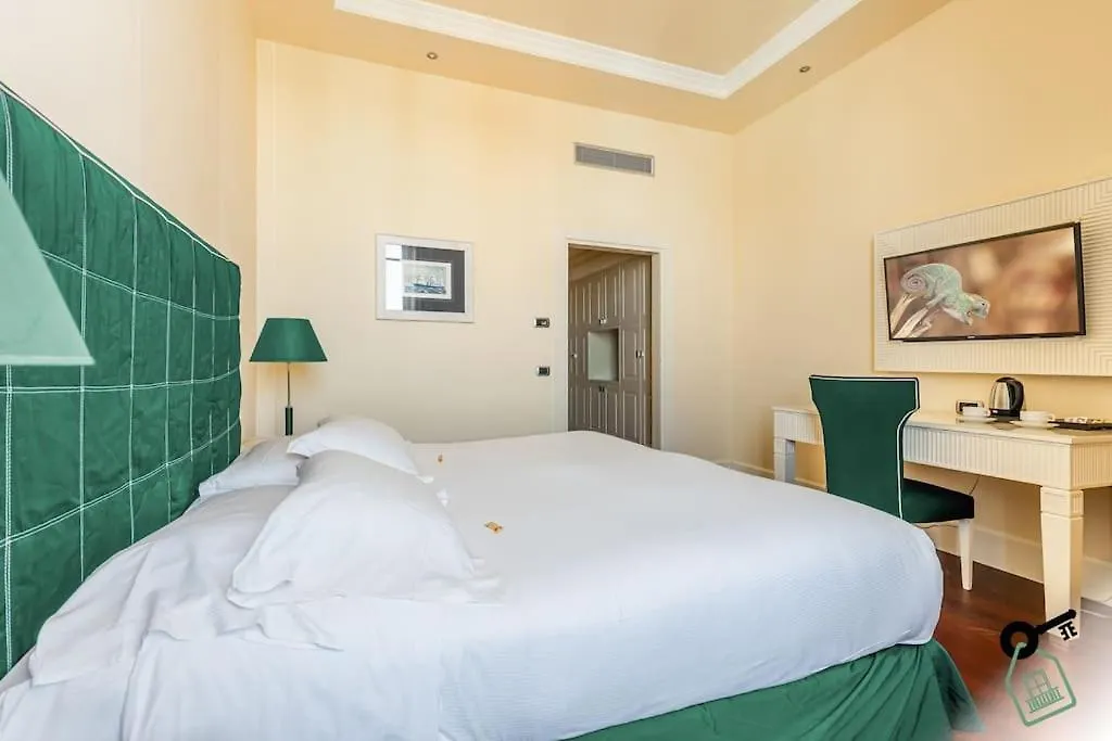 Hotel Rooms Livorno