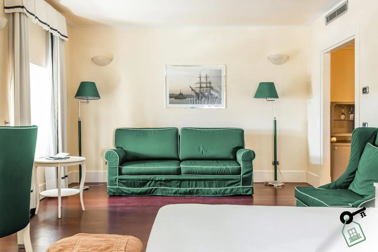 Hotel Rooms Livorno Apartment