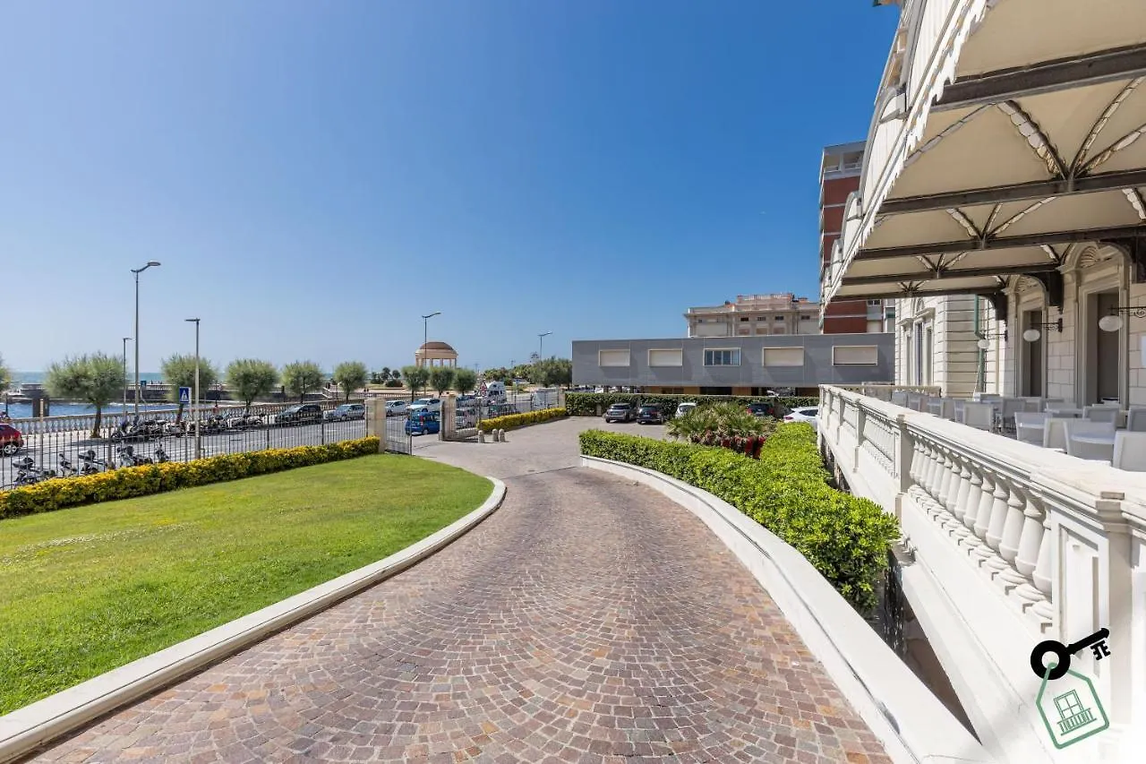 Hotel Rooms Livorno Italy