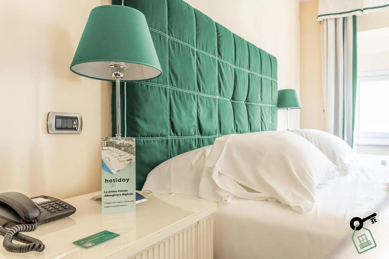 Hotel Rooms Livorno 0*,  Italia